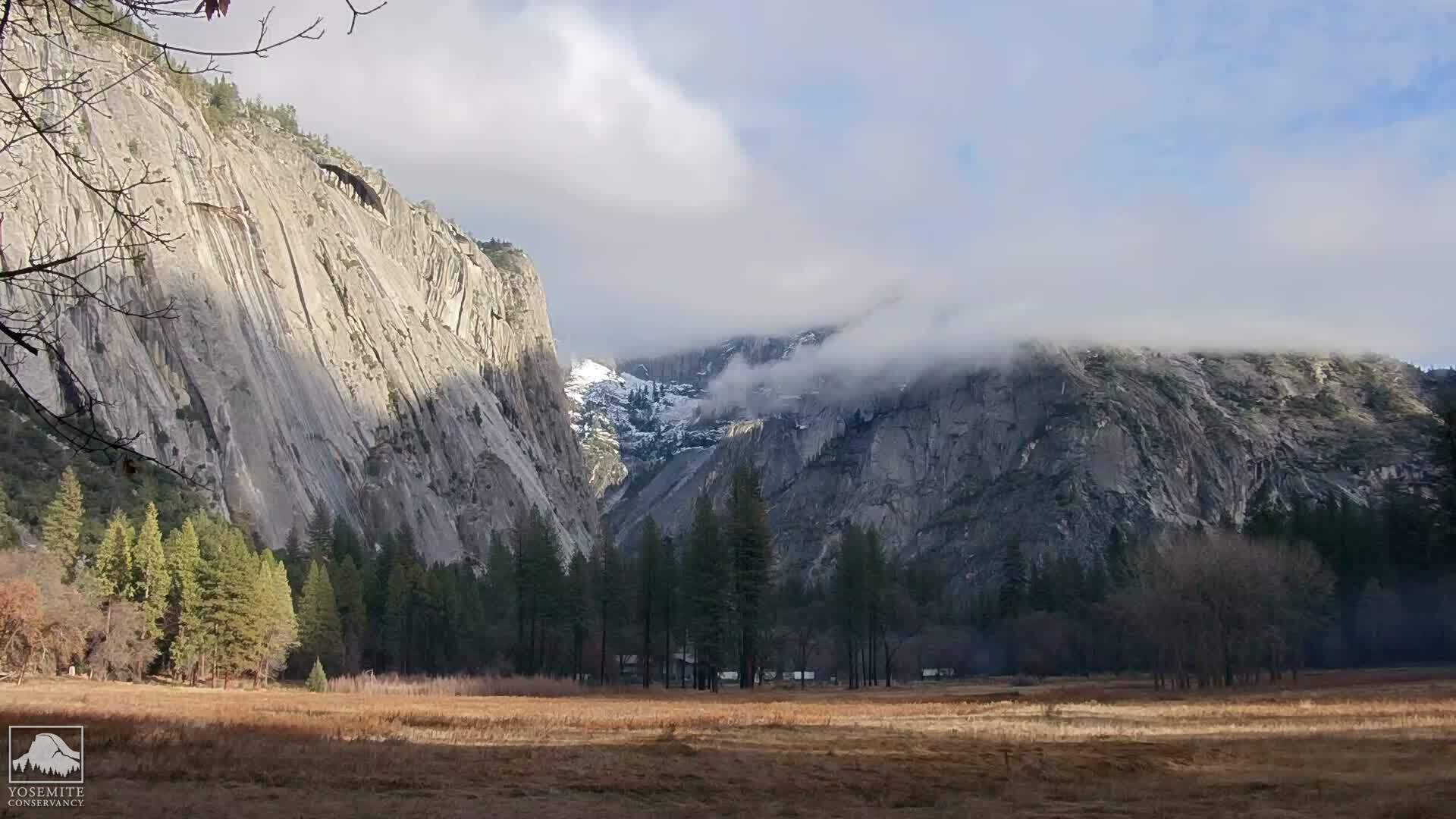 Yosemite Ahwahnee Web Cam